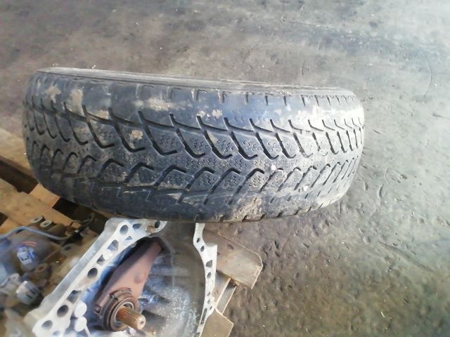 bontott MERCEDES-BENZ VITO Acélfelni Gumival (1 db)