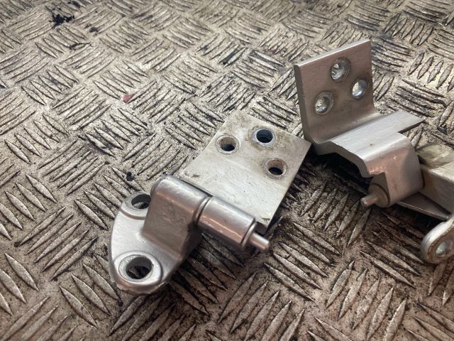 bontott MERCEDES-BENZ VITO Ajtó Zsanér (Pozíciófüggetlen)