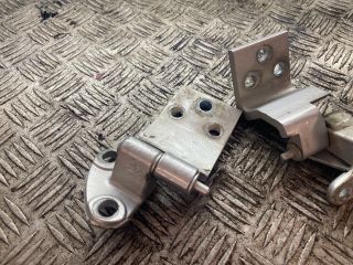 bontott MERCEDES-BENZ VITO Ajtó Zsanér (Pozíciófüggetlen)