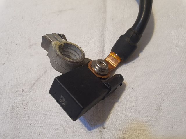 bontott MERCEDES-BENZ VITO Akkumulátor Saru Elektronikával