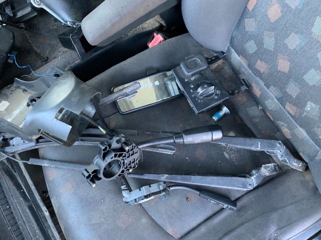 bontott MERCEDES-BENZ VITO Akkumulátor Tartó