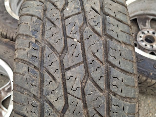 bontott MERCEDES-BENZ VITO Alufelni Gumival (1 db)