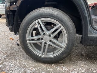 bontott MERCEDES-BENZ VITO Alufelni Szett Gumival