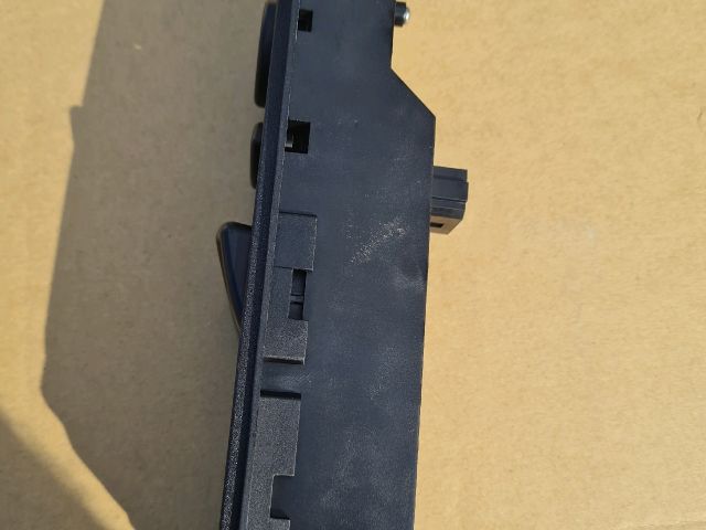 bontott MERCEDES-BENZ VITO Bal első Ablakemelő Kapcsoló Keret