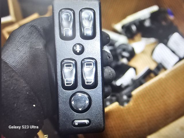 bontott MERCEDES-BENZ VITO Bal első Ablakemelő Kapcsoló