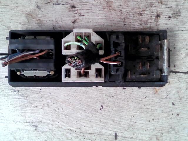 bontott MERCEDES-BENZ VITO Bal első Ablakemelő Kapcsoló