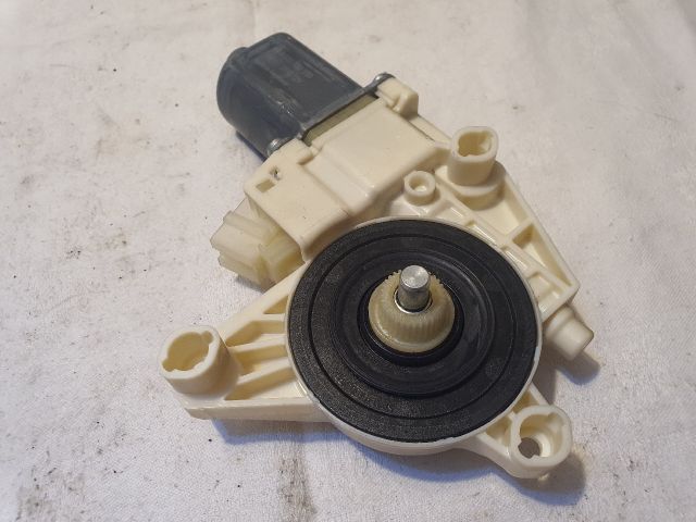 bontott MERCEDES-BENZ VITO Bal első Ablakemelő Motor