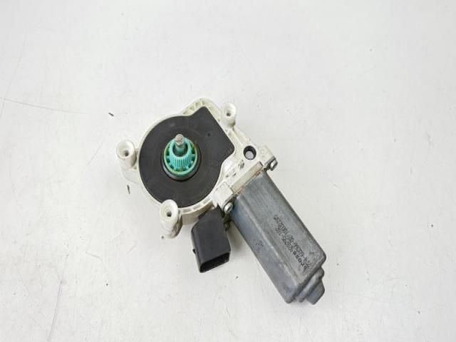 bontott MERCEDES-BENZ VITO Bal első Ablakemelő Motor