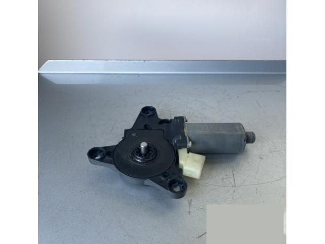 bontott MERCEDES-BENZ VITO Bal első Ablakemelő Motor