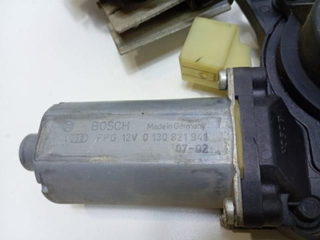 bontott MERCEDES-BENZ VITO Bal első Ablakemelő Szerkezet (Elektromos)