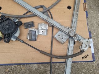 bontott MERCEDES-BENZ VITO Bal első Ablakemelő Szerkezet (Elektromos)