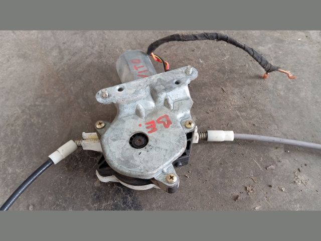 bontott MERCEDES-BENZ VITO Bal első Ablakemelő Szerkezet (Mechanikus)