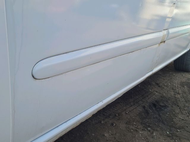 bontott MERCEDES-BENZ VITO Bal első Ajtó Díszléc