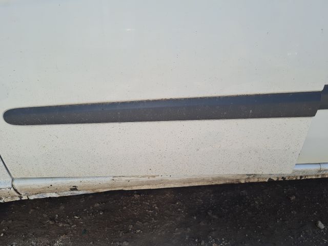 bontott MERCEDES-BENZ VITO Bal első Ajtó Díszléc