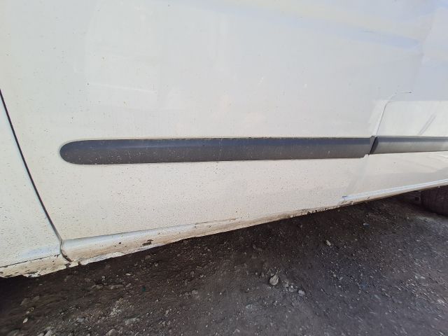 bontott MERCEDES-BENZ VITO Bal első Ajtó Díszléc