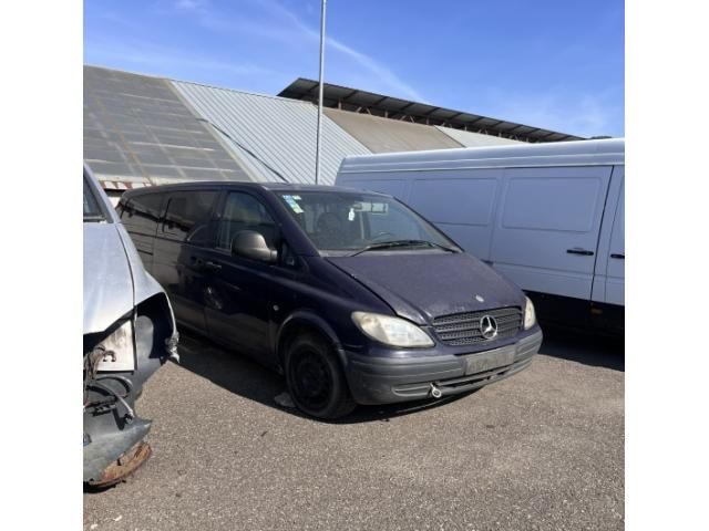 bontott MERCEDES-BENZ VITO Bal első Csonkállvány