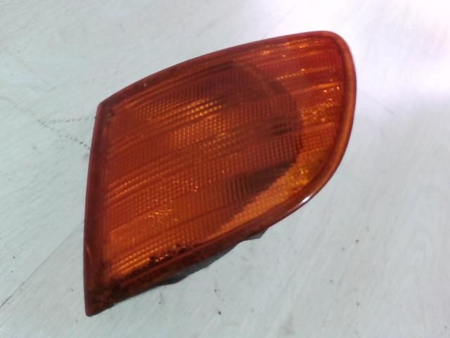 bontott MERCEDES-BENZ VITO Bal első Irányjelző