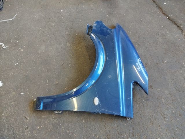 bontott MERCEDES-BENZ VITO Bal első Sárvédő