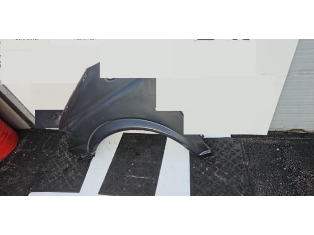 bontott MERCEDES-BENZ VITO Bal első Sárvédő