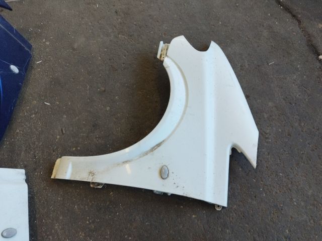 bontott MERCEDES-BENZ VITO Bal első Sárvédő