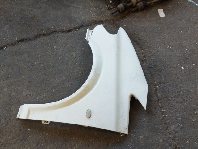 bontott MERCEDES-BENZ VITO Bal első Sárvédő