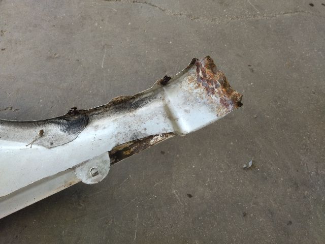 bontott MERCEDES-BENZ VITO Bal első Sárvédő