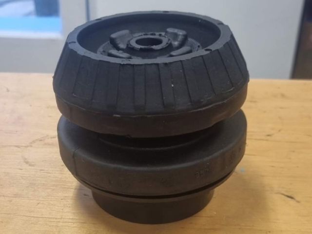 bontott MERCEDES-BENZ VITO Bal első Toronycsapágy