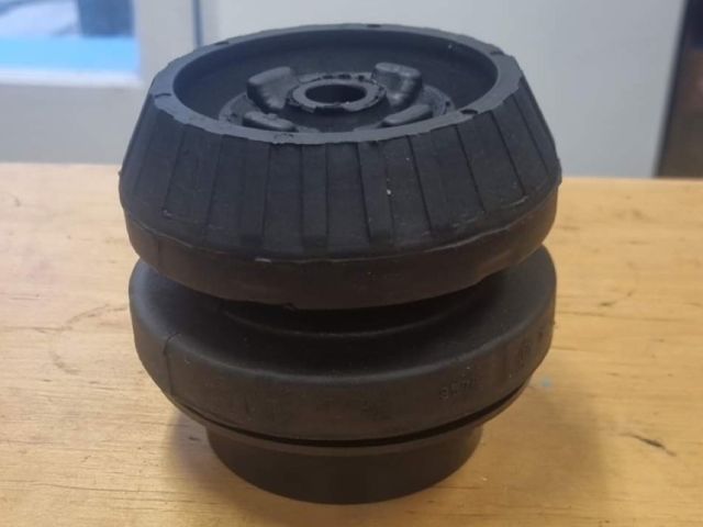 bontott MERCEDES-BENZ VITO Bal első Toronycsapágy