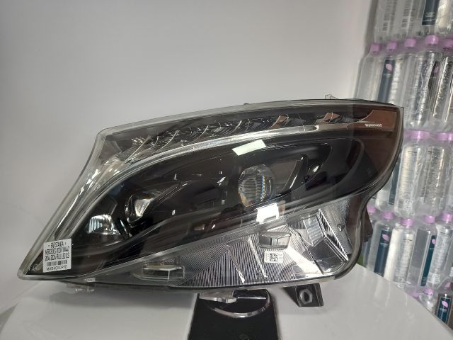 bontott MERCEDES-BENZ VITO Bal Fényszóró