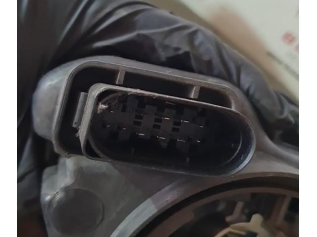 bontott MERCEDES-BENZ VITO Bal Fényszóró