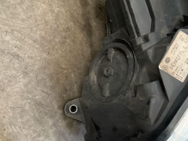 bontott MERCEDES-BENZ VITO Bal Fényszóró