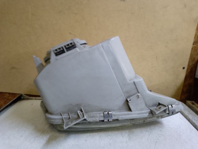 bontott MERCEDES-BENZ VITO Bal Fényszóró