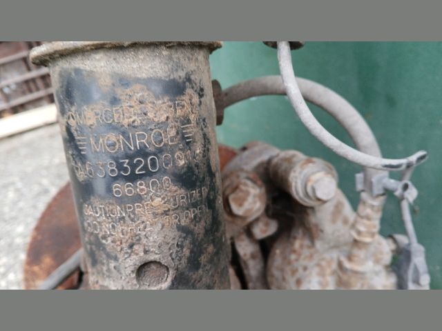 bontott MERCEDES-BENZ VITO Bal Gólyaláb Csonkállvánnyal