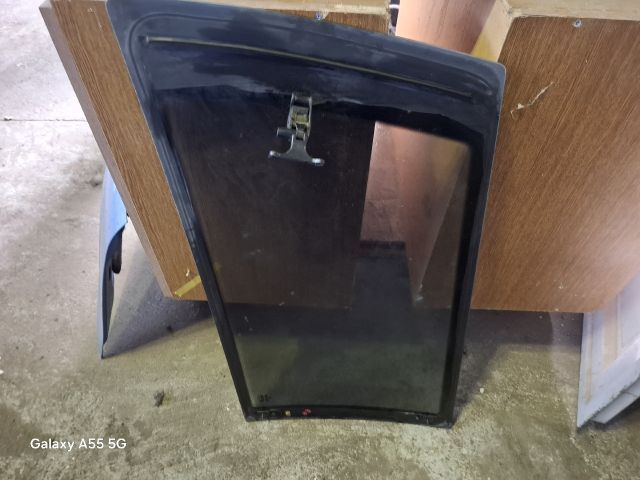 bontott MERCEDES-BENZ VITO Bal hátsó Ablak