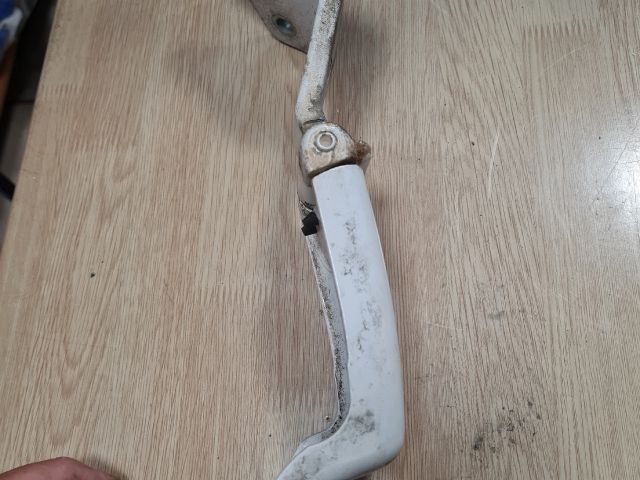 bontott MERCEDES-BENZ VITO Bal hátsó Alsó Zsanér