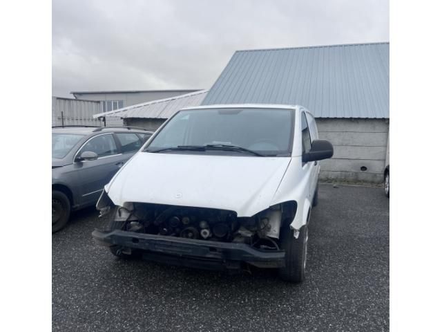 bontott MERCEDES-BENZ VITO Bal hátsó Alsó Zsanér