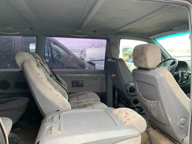 bontott MERCEDES-BENZ VITO Bal hátsó Csonkállvány Kerékaggyal