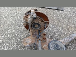 bontott MERCEDES-BENZ VITO Bal hátsó Csonkállvány Kerékaggyal