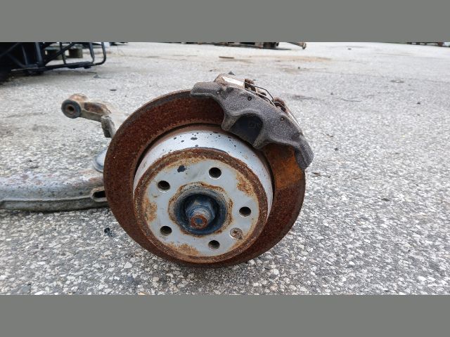 bontott MERCEDES-BENZ VITO Bal hátsó Csonkállvány Kerékaggyal