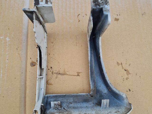 bontott MERCEDES-BENZ VITO Bal Hátsó Lámpa Bajusz Díszléc