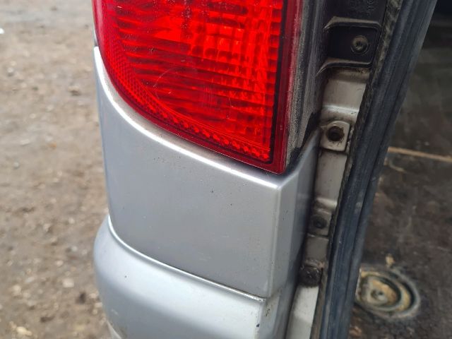 bontott MERCEDES-BENZ VITO Bal Hátsó Lámpa Bajusz Díszléc