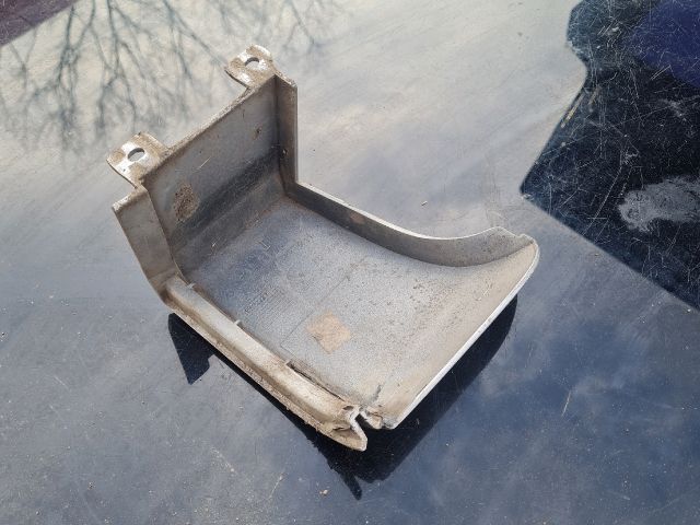 bontott MERCEDES-BENZ VITO Bal Hátsó Lámpa Bajusz Díszléc