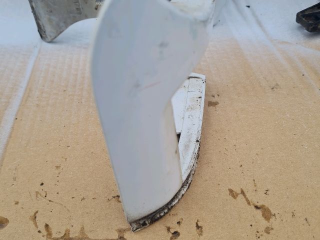 bontott MERCEDES-BENZ VITO Bal Hátsó Lámpa Bajusz Díszléc