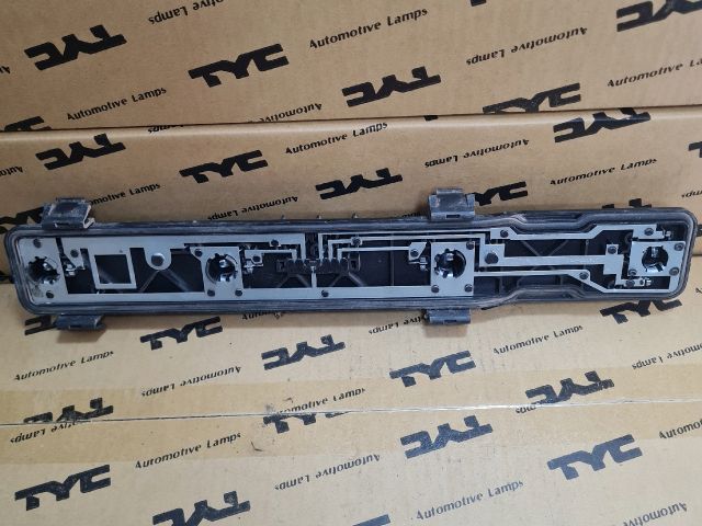 bontott MERCEDES-BENZ VITO Bal Hátsó Lámpa Foglalat