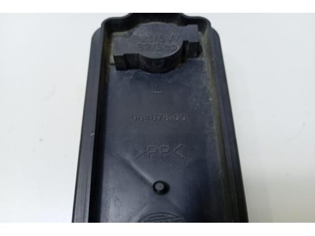 bontott MERCEDES-BENZ VITO Bal Hátsó Lámpa Foglalat