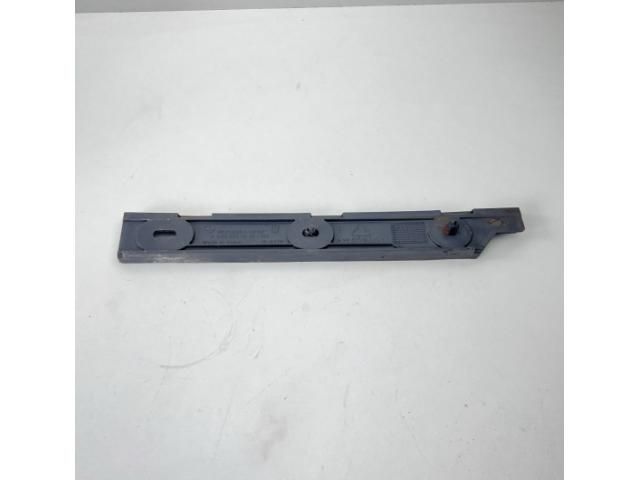 bontott MERCEDES-BENZ VITO Bal hátsó Lökhárító Tartó (Műanyag)