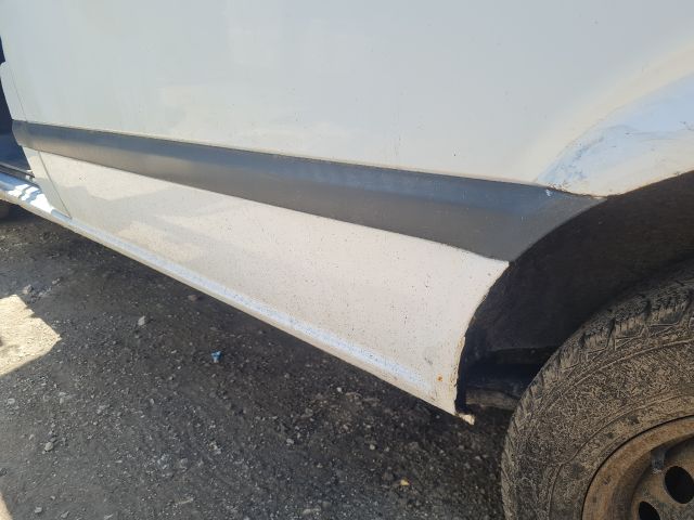 bontott MERCEDES-BENZ VITO Bal hátsó Sárvédő Díszléc