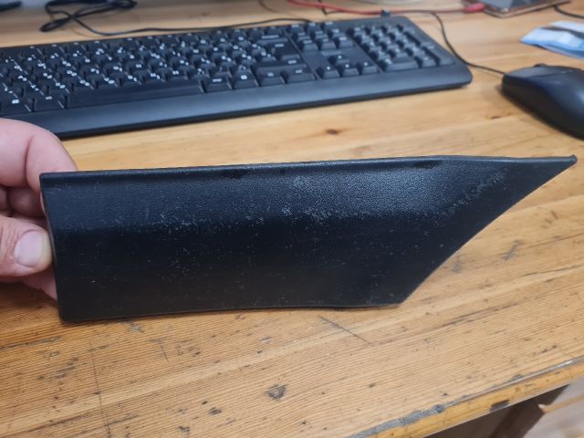 bontott MERCEDES-BENZ VITO Bal hátsó Sárvédő Díszléc