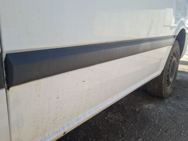 bontott MERCEDES-BENZ VITO Bal hátsó Sárvédő Díszléc