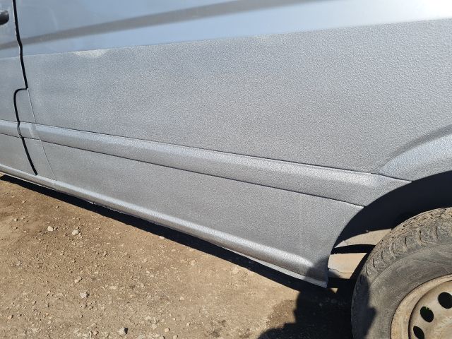 bontott MERCEDES-BENZ VITO Bal hátsó Sárvédő Díszléc